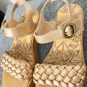 Womens Blowfish Malibu Platform Strappy Sandals Size 6, Metallic Karat Gold